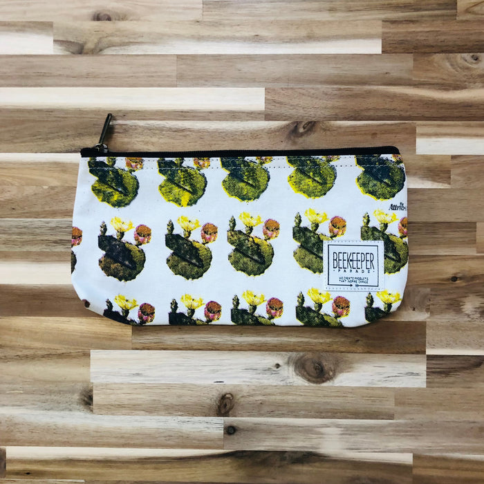 The Cactus 🌵 BeeKeeper Pouch (Large)