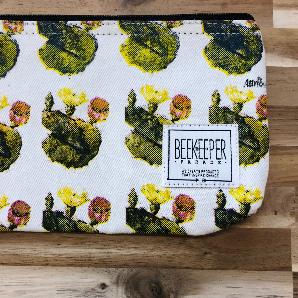 The Cactus 🌵 BeeKeeper Pouch (Large)