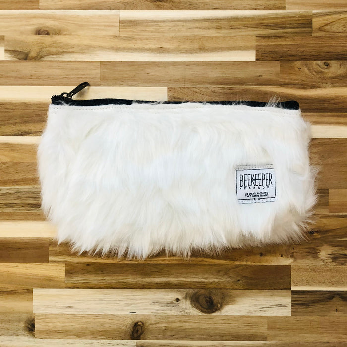 The Yeti ❄️ BeeKeeper Pouch (Large)