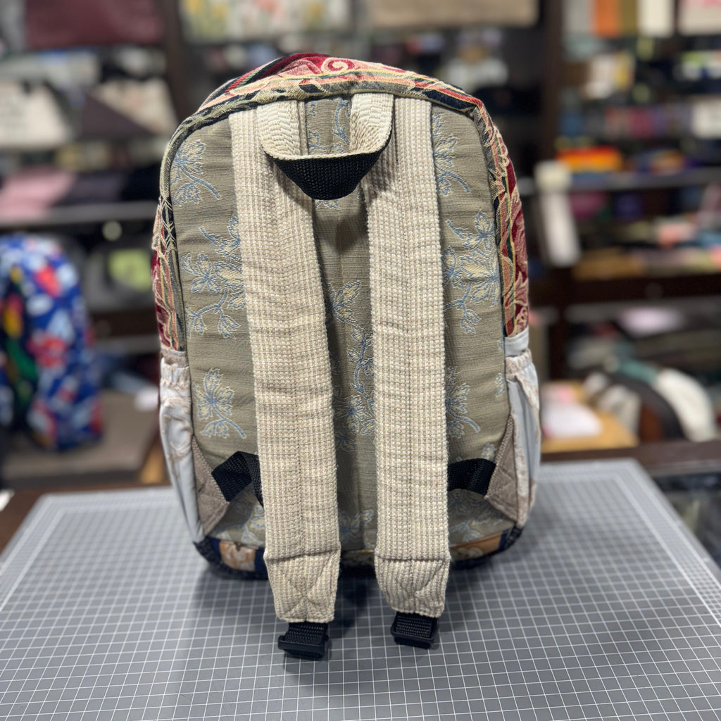 The Climbing Vines 🌿 Mini-Royal BeeKeeper Backpack (Da Vinci Collection)