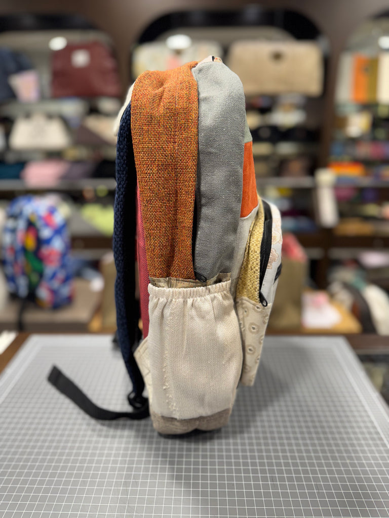 The Arcade No. 2 🧱 (Da Vinci Collection) BeeKeeper Backpack