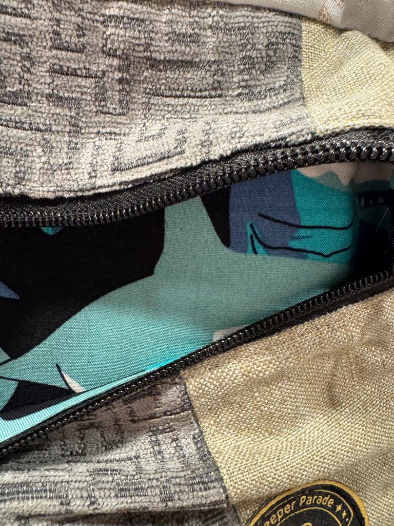 The Arcade No. 2 🧱 (Da Vinci Collection) BeeKeeper Backpack