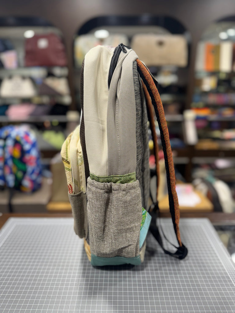 The Chocolat 🍫 (Da Vinci Collection) BeeKeeper Backpack