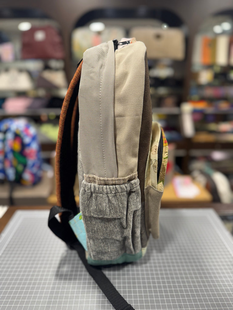 The Chocolat 🍫 (Da Vinci Collection) BeeKeeper Backpack