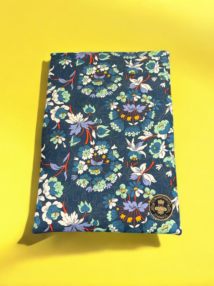 The Evening Blooms 💐 15inch BeeKeeper Laptop Sleeve