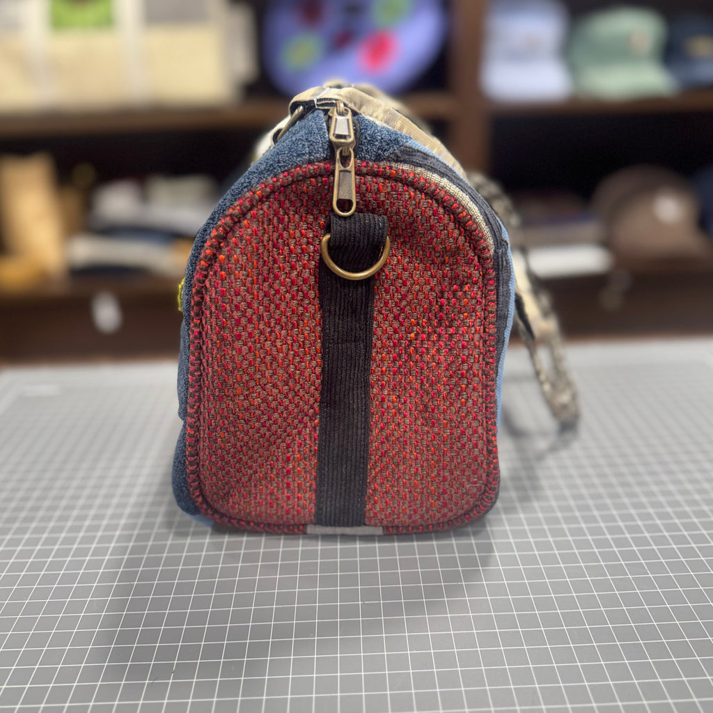 The Olive Heart No. 1 💚 BeeKeeper Mini Carry All Handbag