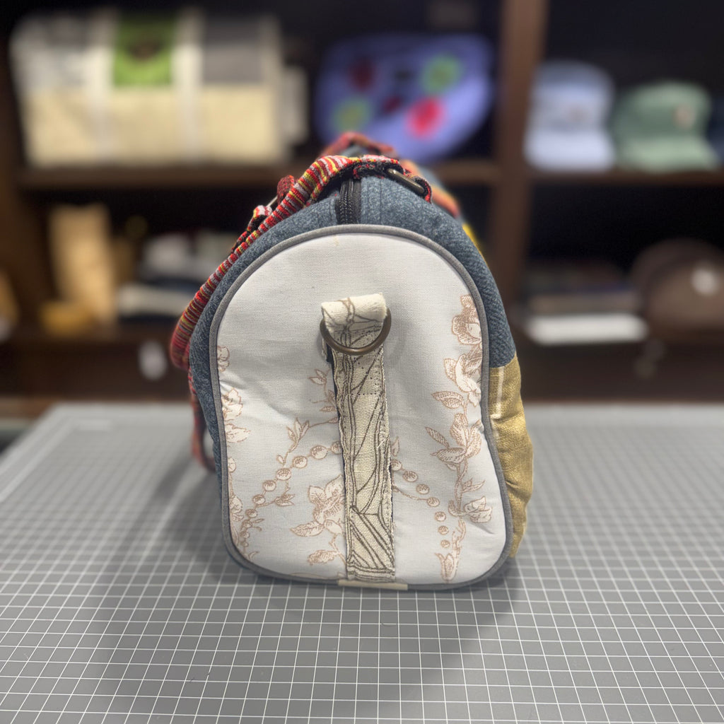 The Gold Heart 💛 BeeKeeper Mini Carry All Handbag