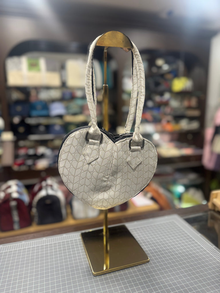 The Marble Hearts 🤍 KOKYKAI Love Heart V1 Handbag 💕