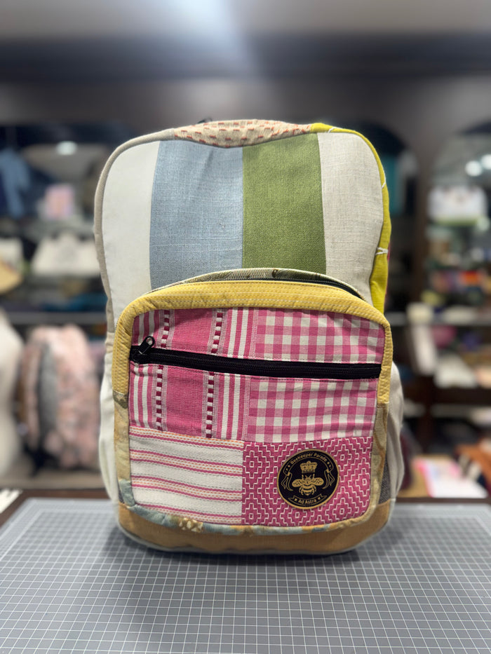 The Pink Picnic 🧺 (Da Vinci Collection) BeeKeeper Backpack