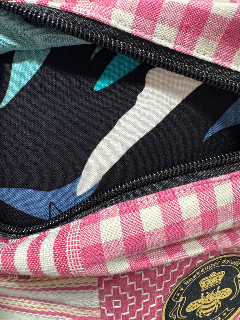 The Pink Picnic 🧺 (Da Vinci Collection) BeeKeeper Backpack