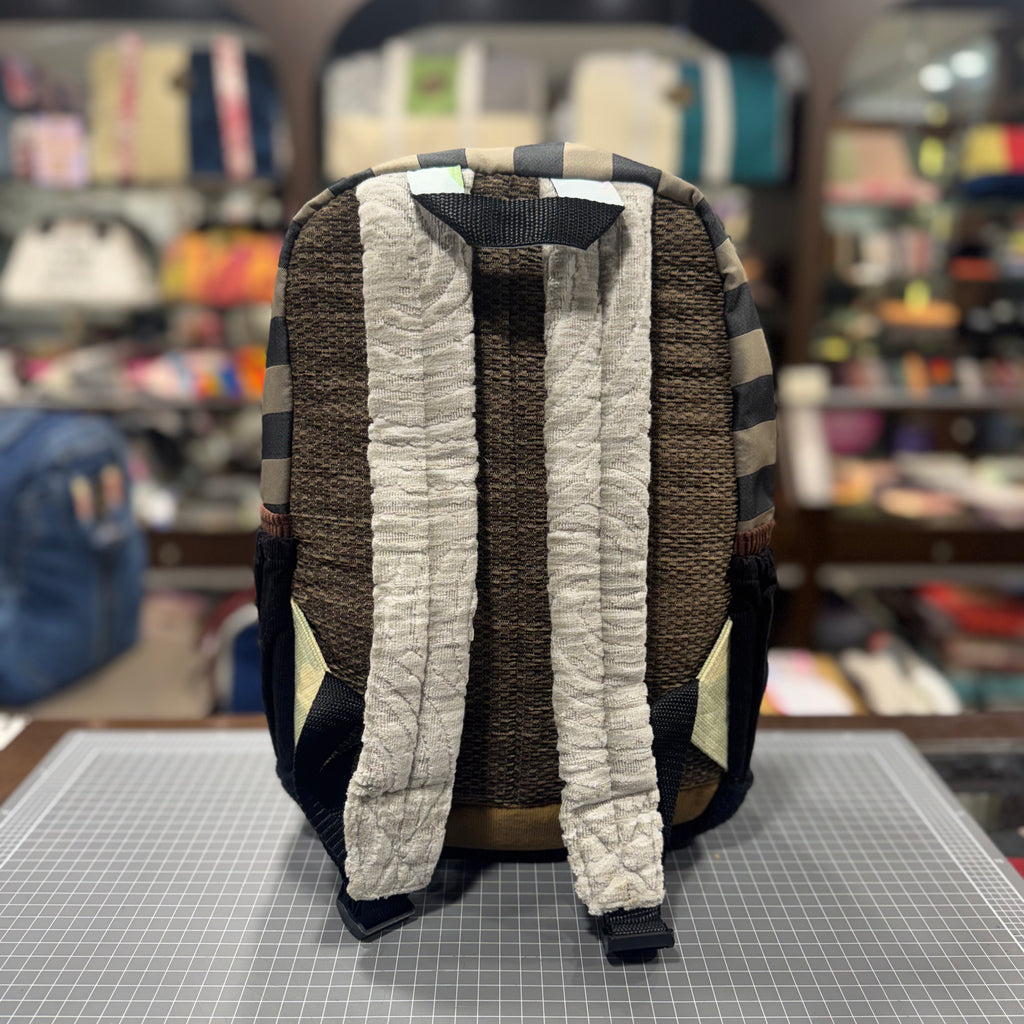 The Gold Heart 💛 Mini-Royal BeeKeeper Backpack (Da Vinci Collection)