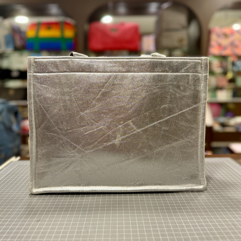 The Quick Silver KOKYKAI BOOK TOTE