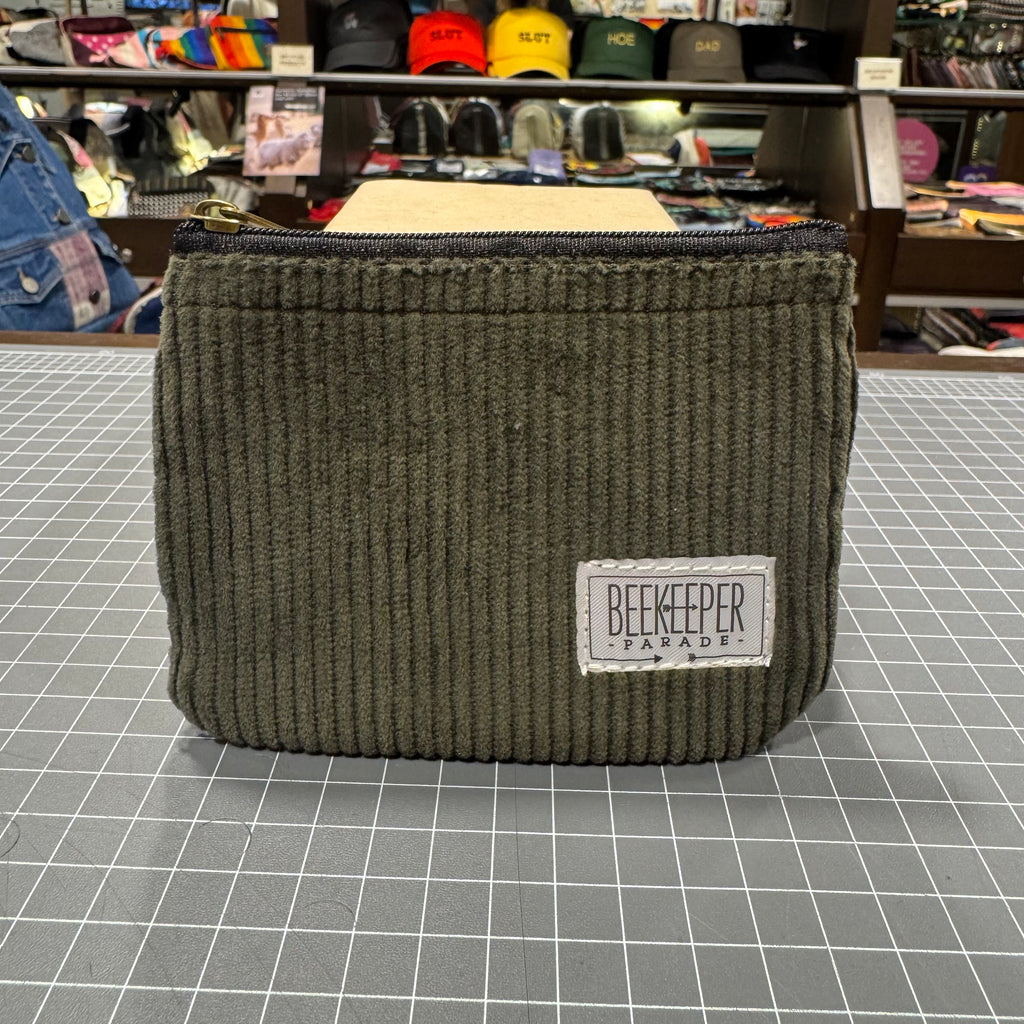 The Forest 🌲 Green Corduroy BeeKeeper Coin Purse