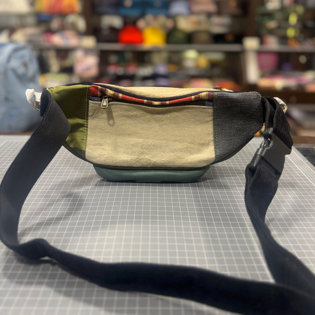 Chocolate & Matcha 🍵 BeeKeeper Bumbag (Da Vinci Collection)