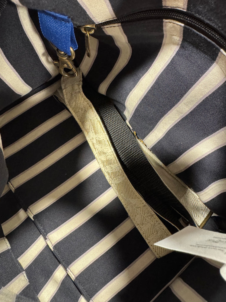 The Stone Garden 🏛🌿 BeeKeeper Mini Carry All Handbag