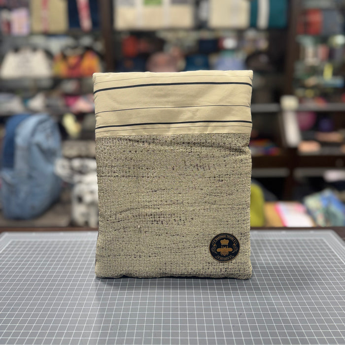 The Hidden Envelope 🧧 10.5 inch BeeKeeper Tablet/iPad Sleeve