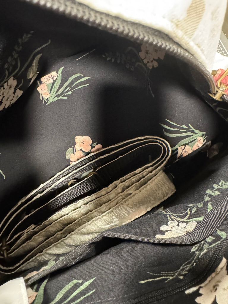 The Cherry Blossom Grove 🌸 (Da Vinci Collection) OG BeeKeeper Handbag