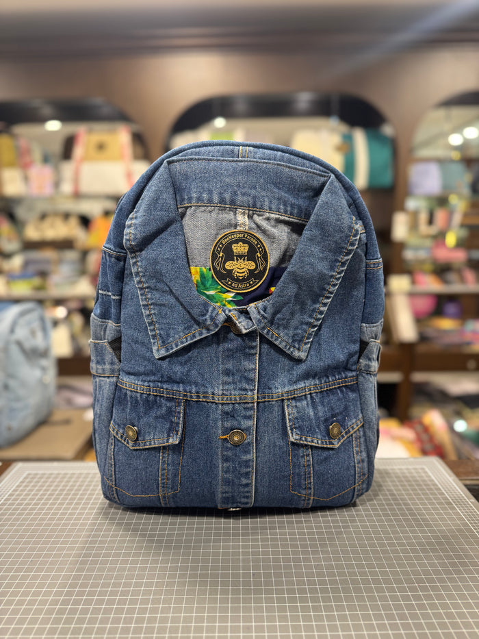 The Denim Shirt No. 3 👖 Classic Shirt BeeKeeper Parade Backpack