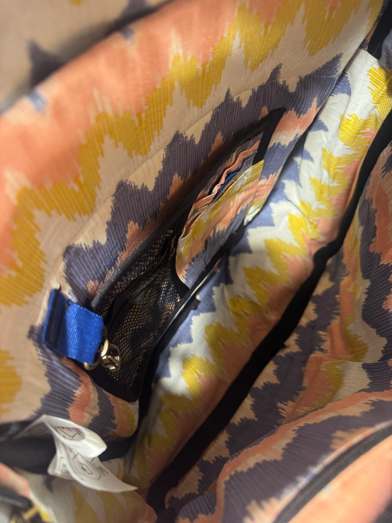 The Denim Shirt No. 5 👖 Classic Shirt BeeKeeper Parade Backpack