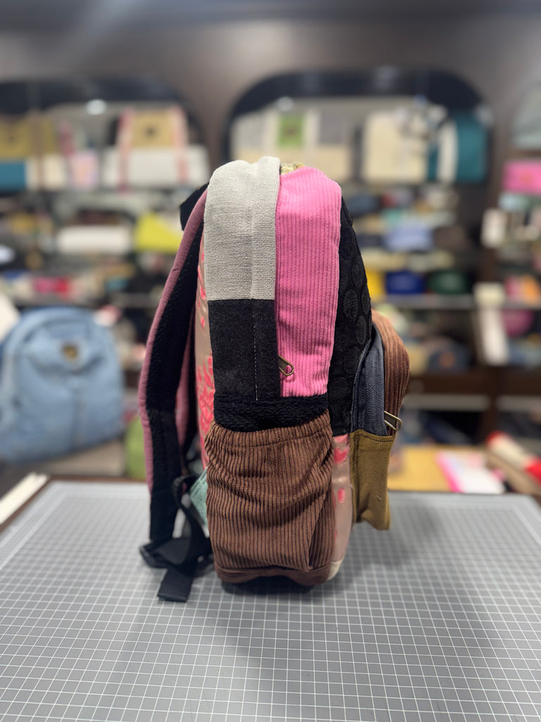 Black & White 🐼 Mini-Royal BeeKeeper Backpack (Da Vinci Collection)