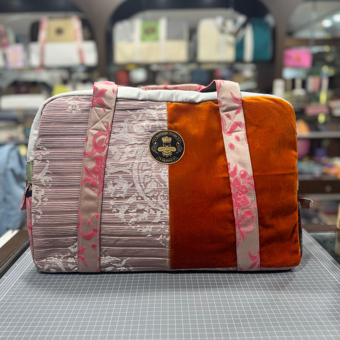 The Regal ⚜️ Large BeeKeeper Weekender (Da Vinci Collection)