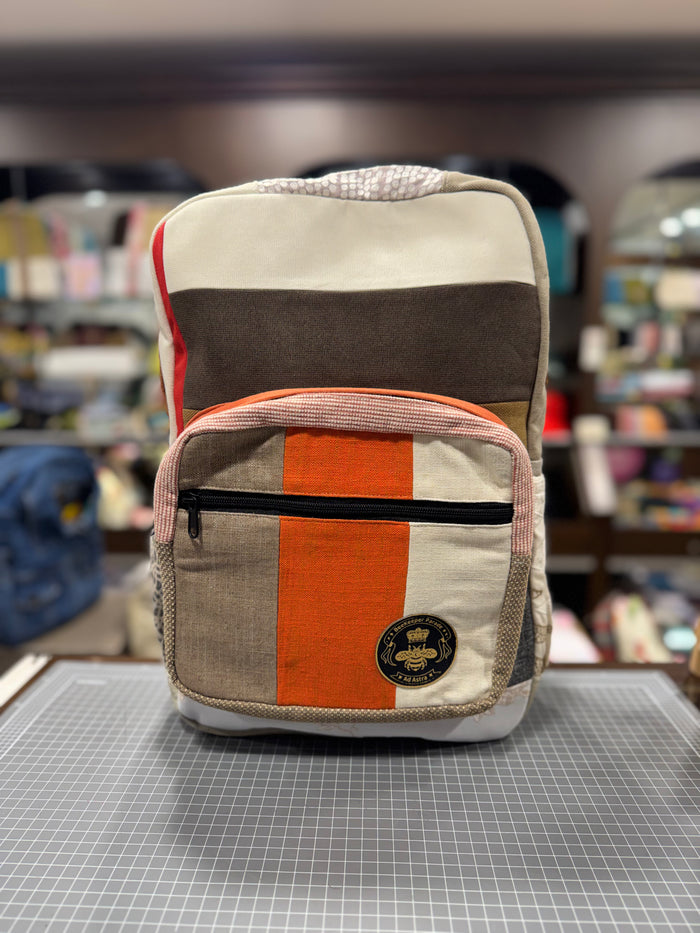 The Arcade No. 1 🧱 (Da Vinci Collection) BeeKeeper Backpack