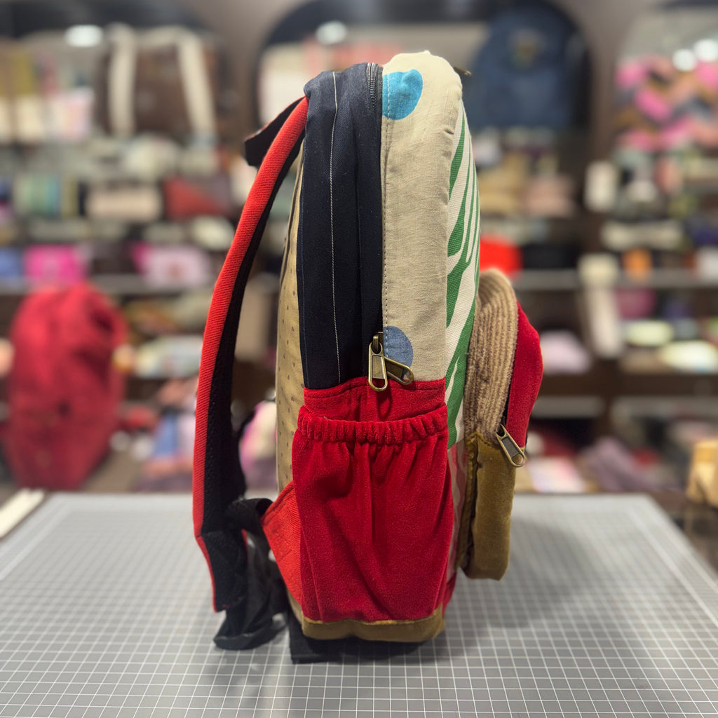 The Wild Bloom 🌿 Mini-Royal BeeKeeper Backpack (Da Vinci Collection)