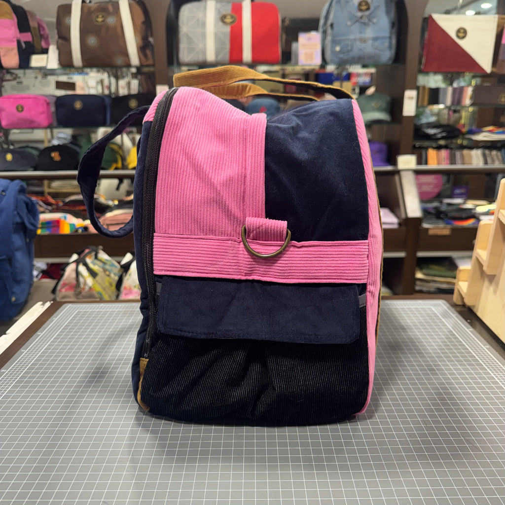 The Heart ❤️ Corduroy Medium BeeKeeper Weekender (Da Vinci Collection)