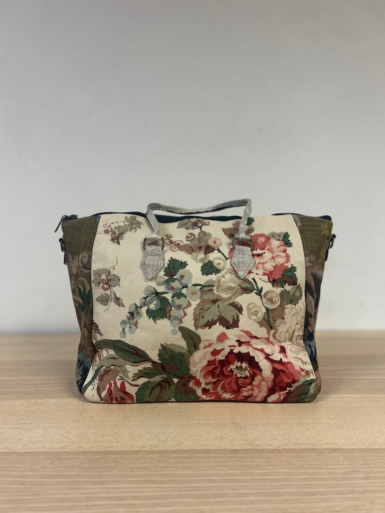 The Flower Gardan KOKYKAI LOTUS HANDBAG