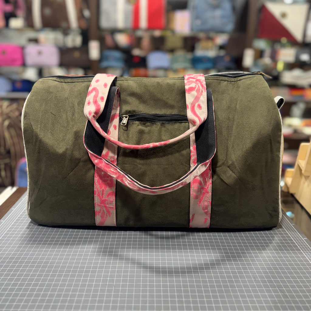 The Fire & Ice No. 2 🔥❄️ BeeKeeper Carry-All (Da Vinci Collection)