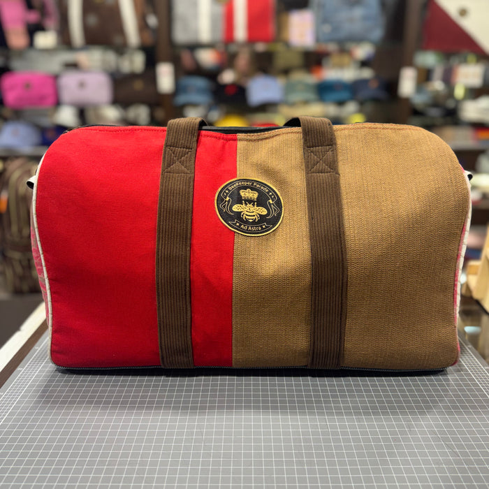 The Cherry Pie No. 2 🍒 BeeKeeper Carry-All (Da Vinci Collection)