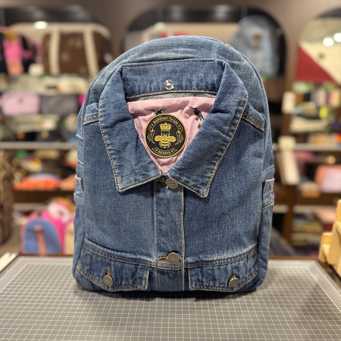 The Denim Shirt No. 4 👖 Classic Shirt BeeKeeper Parade Backpack