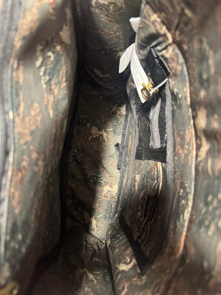 The Pinot Noir 🍷 Classic Shirt BeeKeeper Parade Backpack