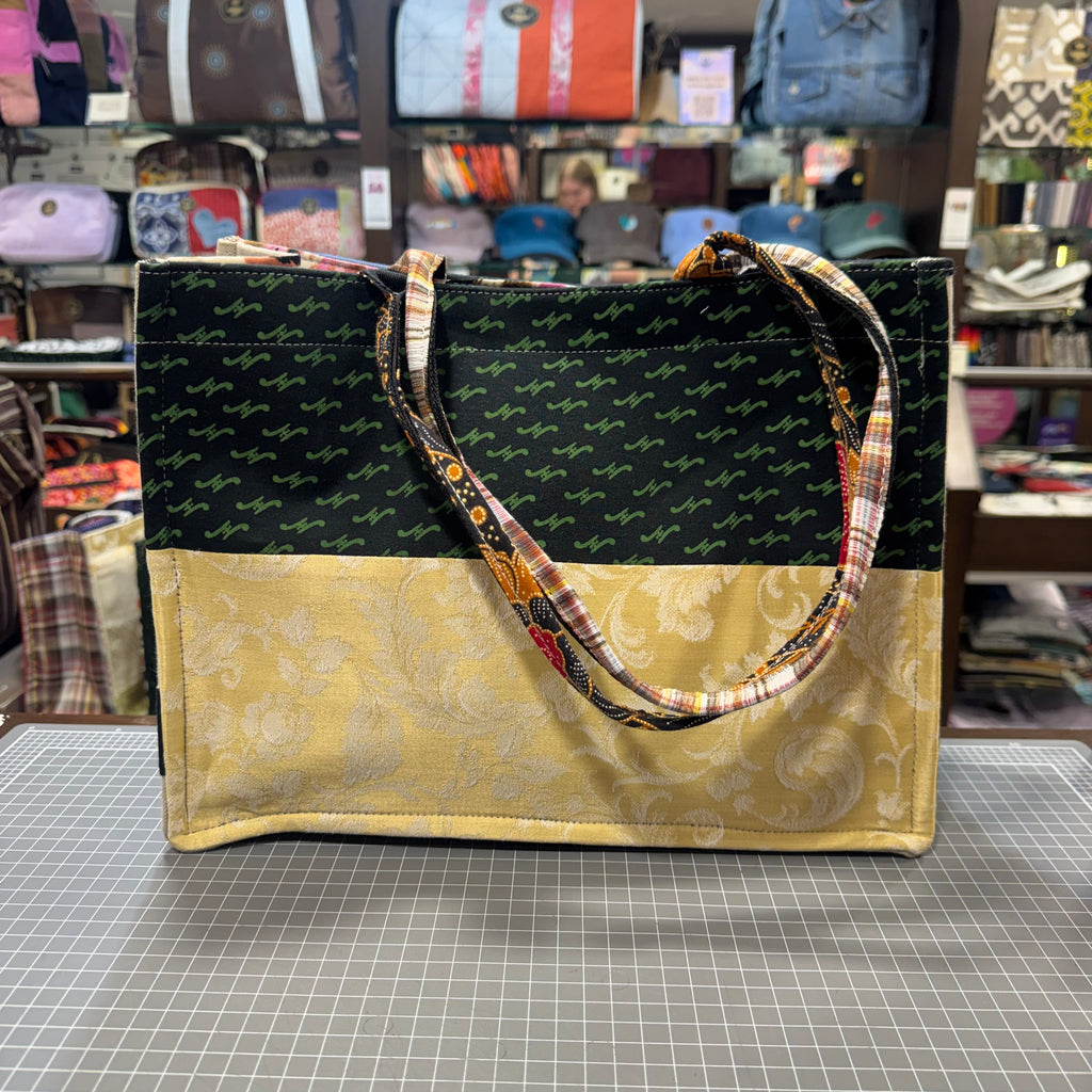 The Musician 🎻 KOKYKAI BOOK TOTE