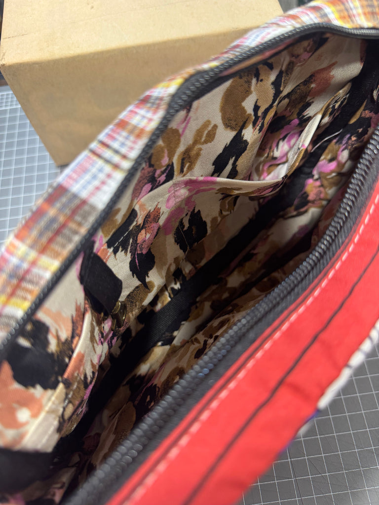 The Silver Garden 🌱 KOKYKAI CROSSBODY BAG