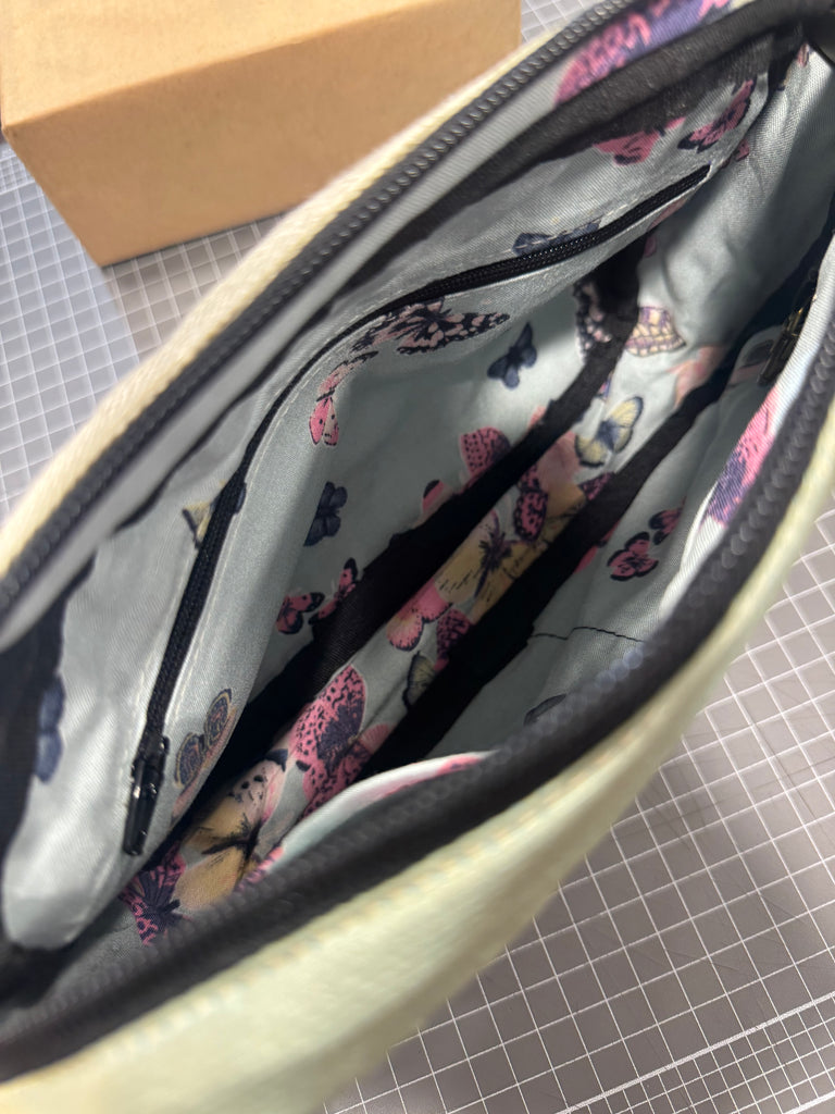 The Mint Heart 💚 KOKYKAI CROSSBODY BAG