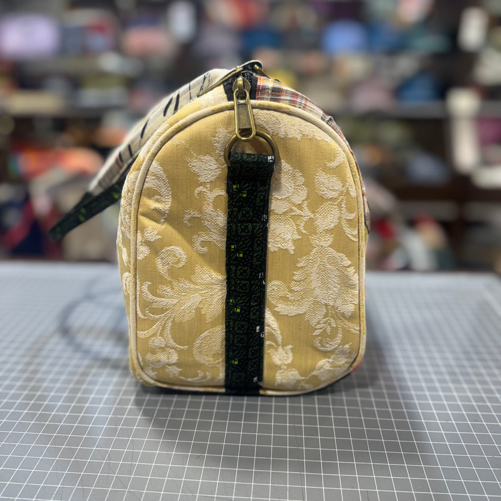 The Patchwork 🪡 BeeKeeper Mini Carry All Handbag
