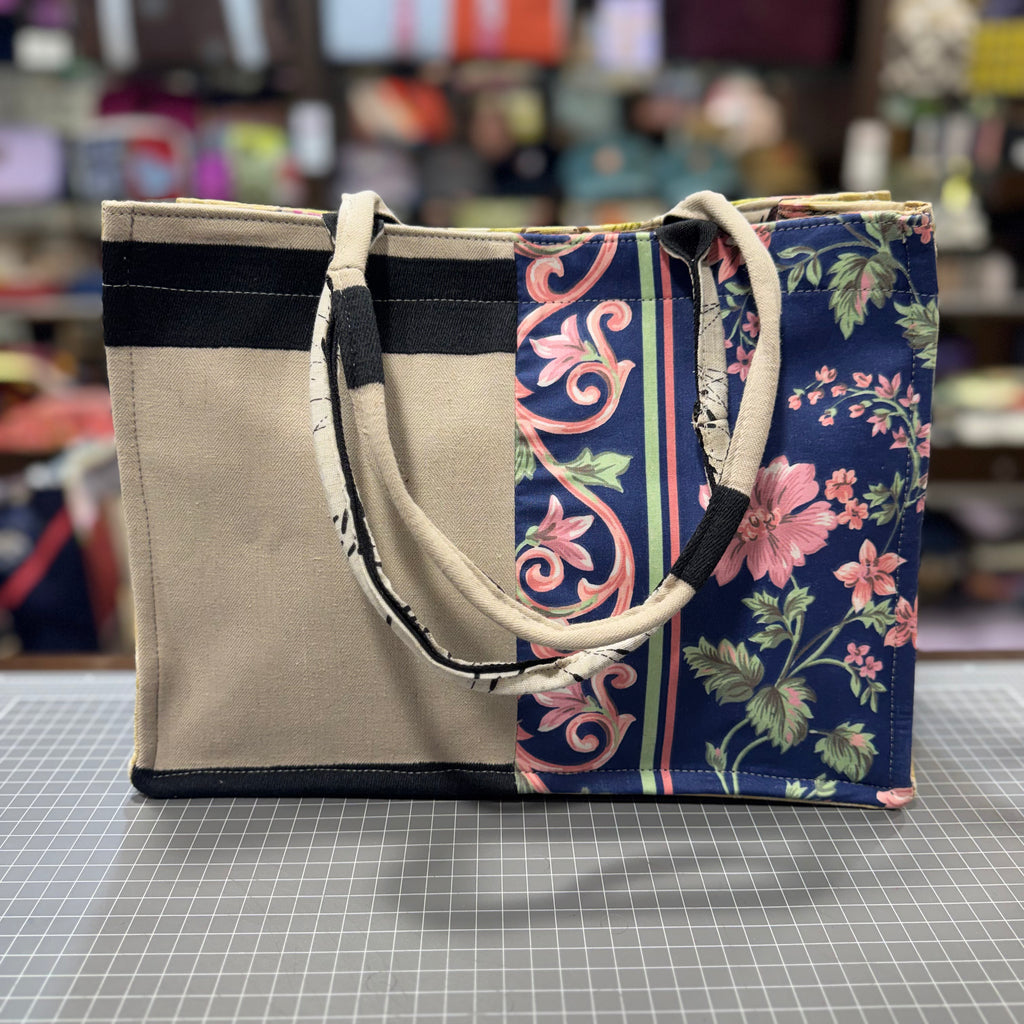 The Fresh Flowers 💐 KOKYKAI BOOK TOTE