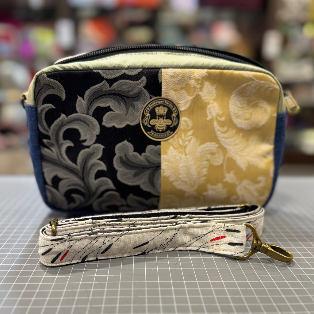 The Black & Gold 🐝 KOKYKAI CROSSBODY BAG