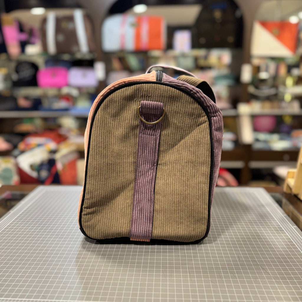 The Flag 🏳️‍🌈 Corduroy BeeKeeper Carry-All (Da Vinci Collection)