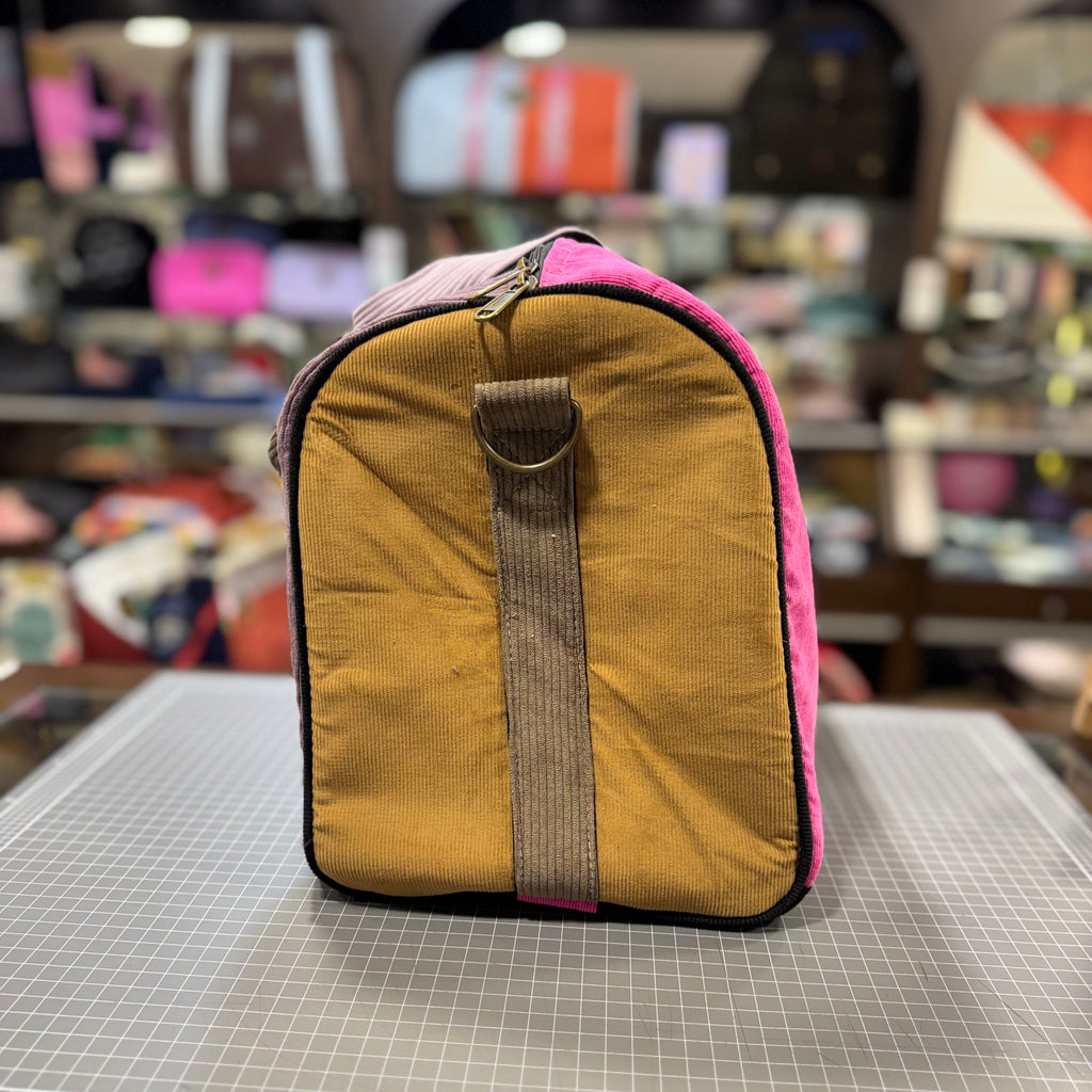 The Flag 🏳️‍🌈 Corduroy BeeKeeper Carry-All (Da Vinci Collection)