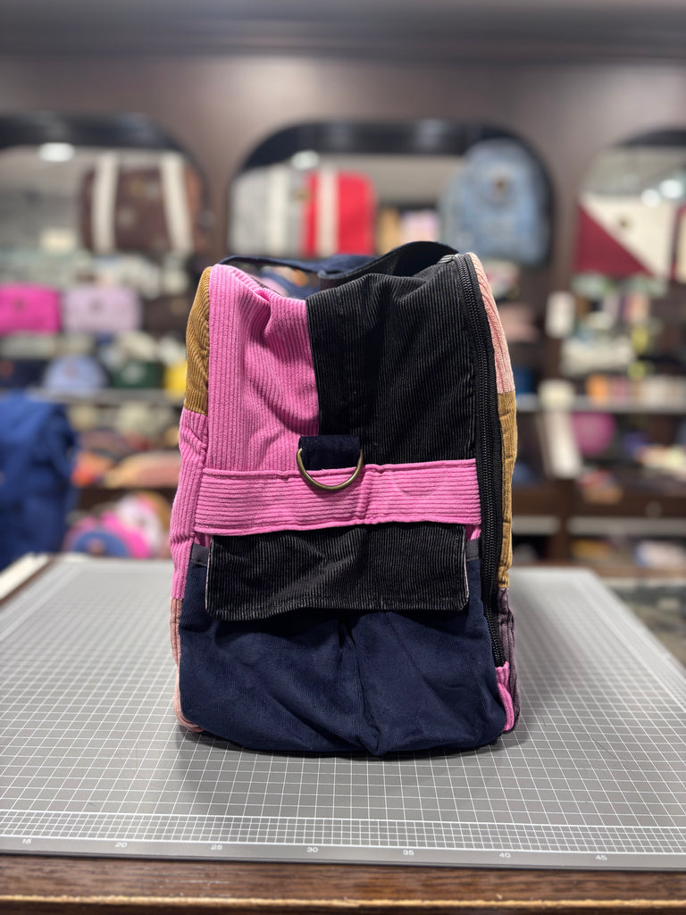 The St Tropez 🏺 Corduroy Large BeeKeeper Weekender (Da Vinci Collection)