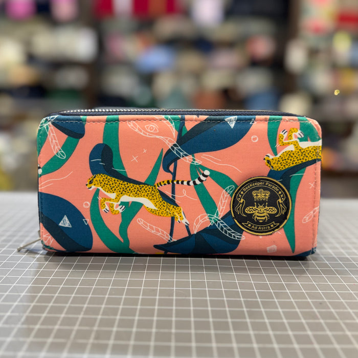 The Midday Jungle 🐆 BeeKeeper Zip Purse