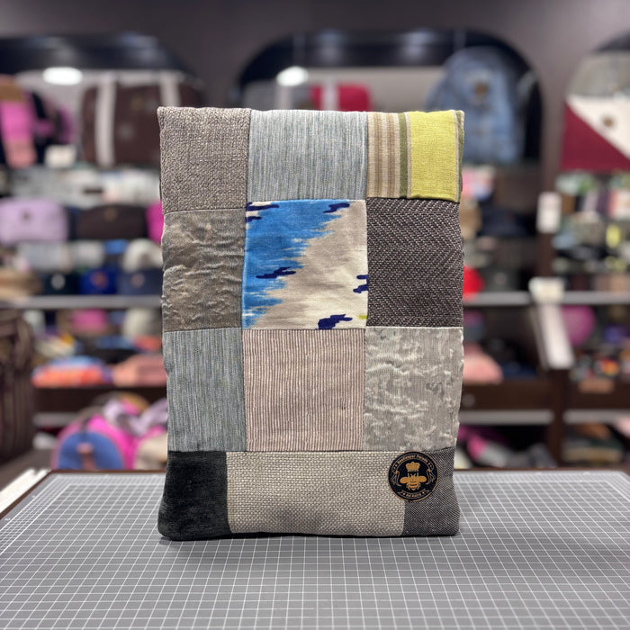 The Coastal 🐚 13.3inch BeeKeeper Laptop Sleeve