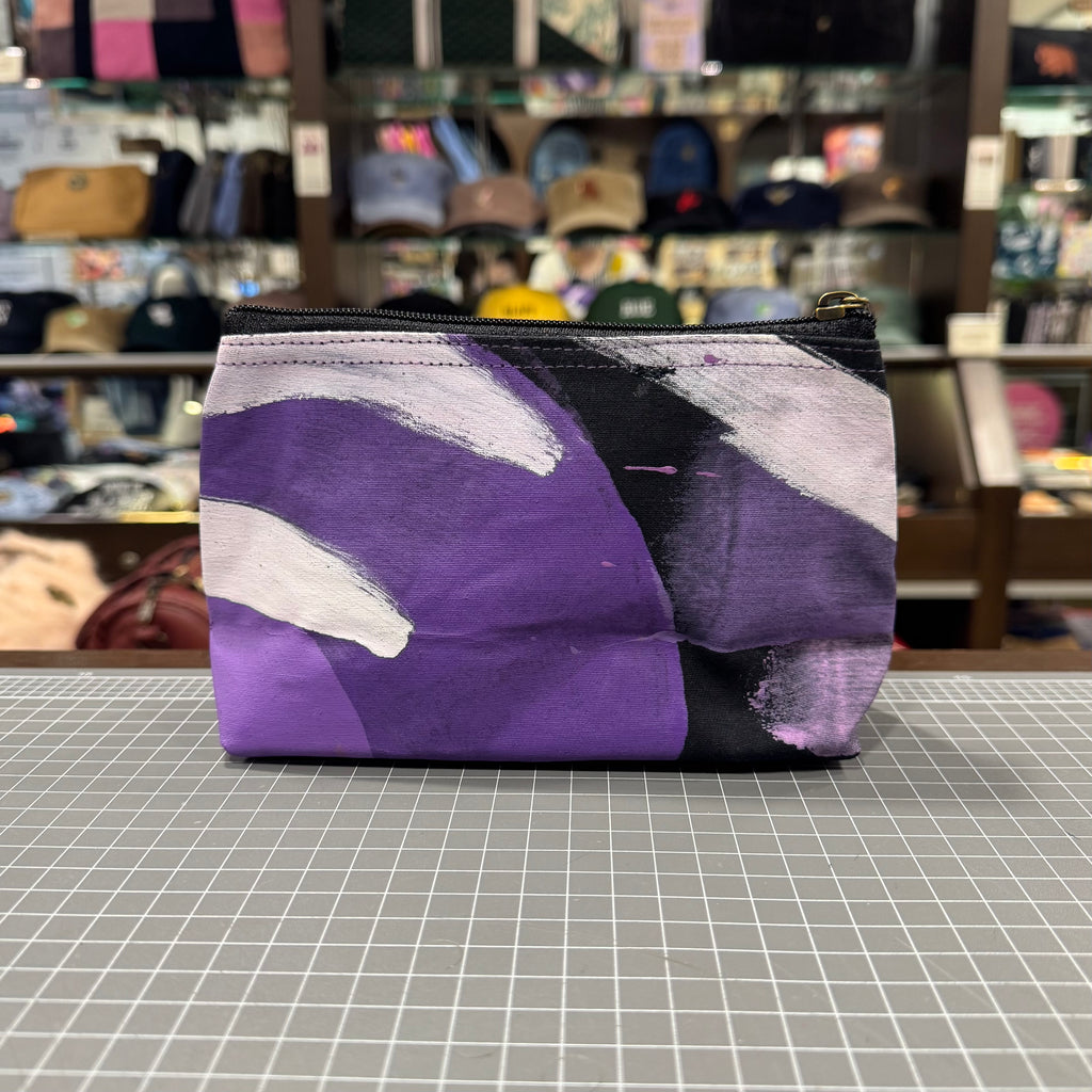 The Painted Canvas 🧑‍🎨 Small Toiletry + Makeup Bag 🚃 Melbourne Collection