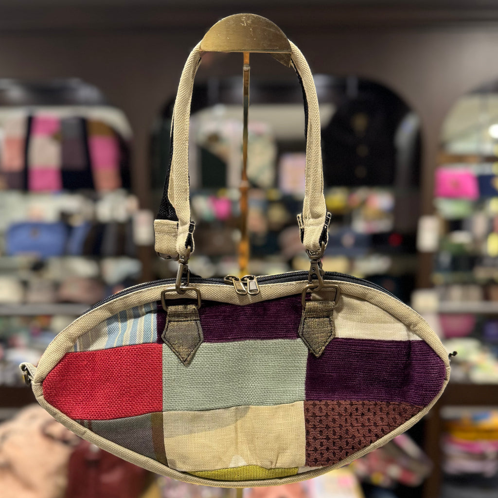 The St. Tropez No. 2 🏺 KOKYKAI BACI KISS CLUTCH 💋