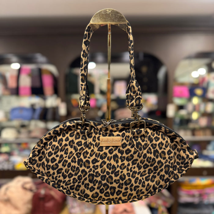 The Leopardskin Print 🐆 KOKYKAI BACI KISS CLUTCH 💋