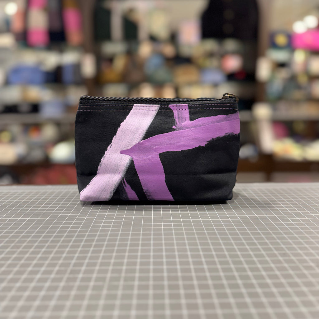 The Painted Canvas No. 5 🧑‍🎨 Small Toiletry + Makeup Bag 🚃 Melbourne Collection