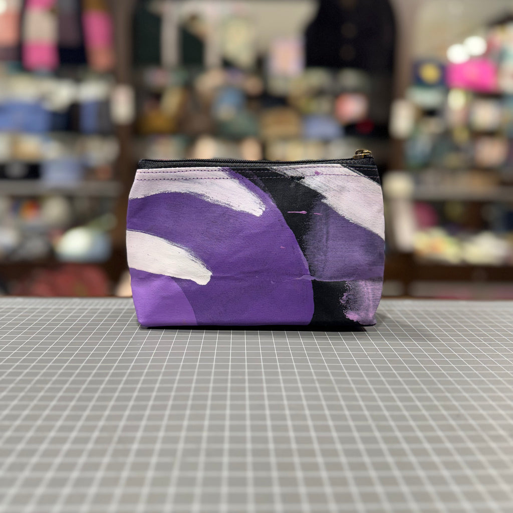 The Painted Canvas No. 12 🧑‍🎨 Small Toiletry + Makeup Bag 🚃 Melbourne Collection