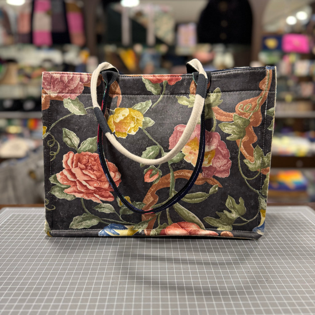The St. Tropez No. 3 🏺 KOKYKAI BOOK TOTE